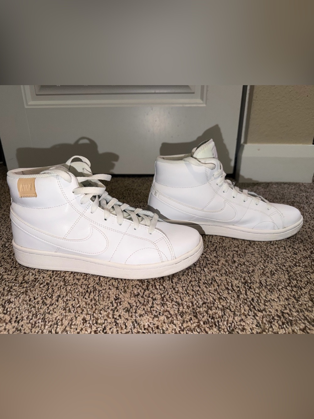 Nike Court Royale 2 Mid Triple White – Women’s 9.5